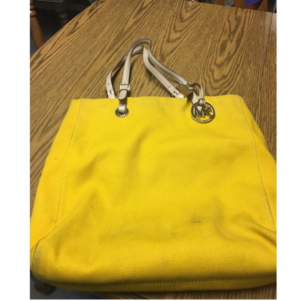 Micheal kors tote